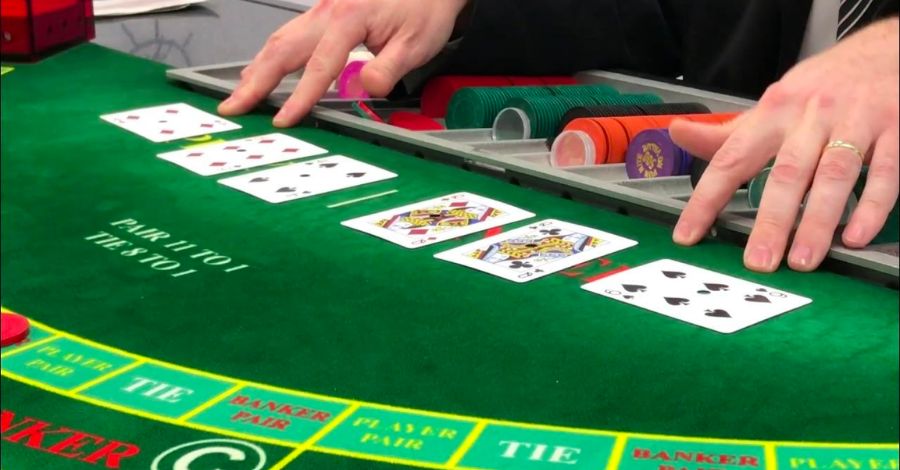 Baccarat thực chiến là gì