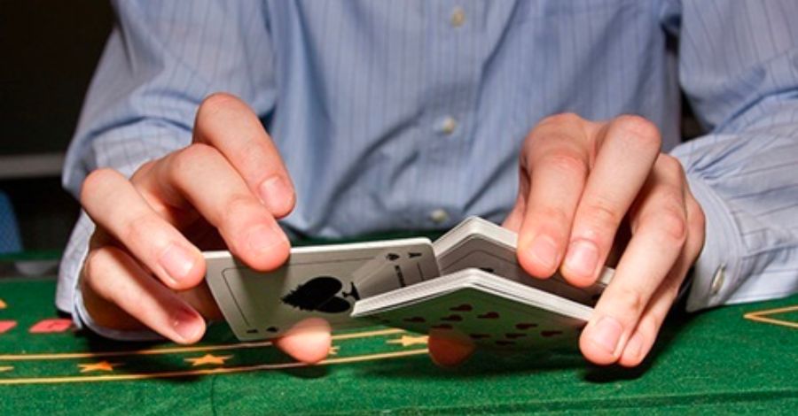 Cách đánh bài baccarat bịp như thế nào?